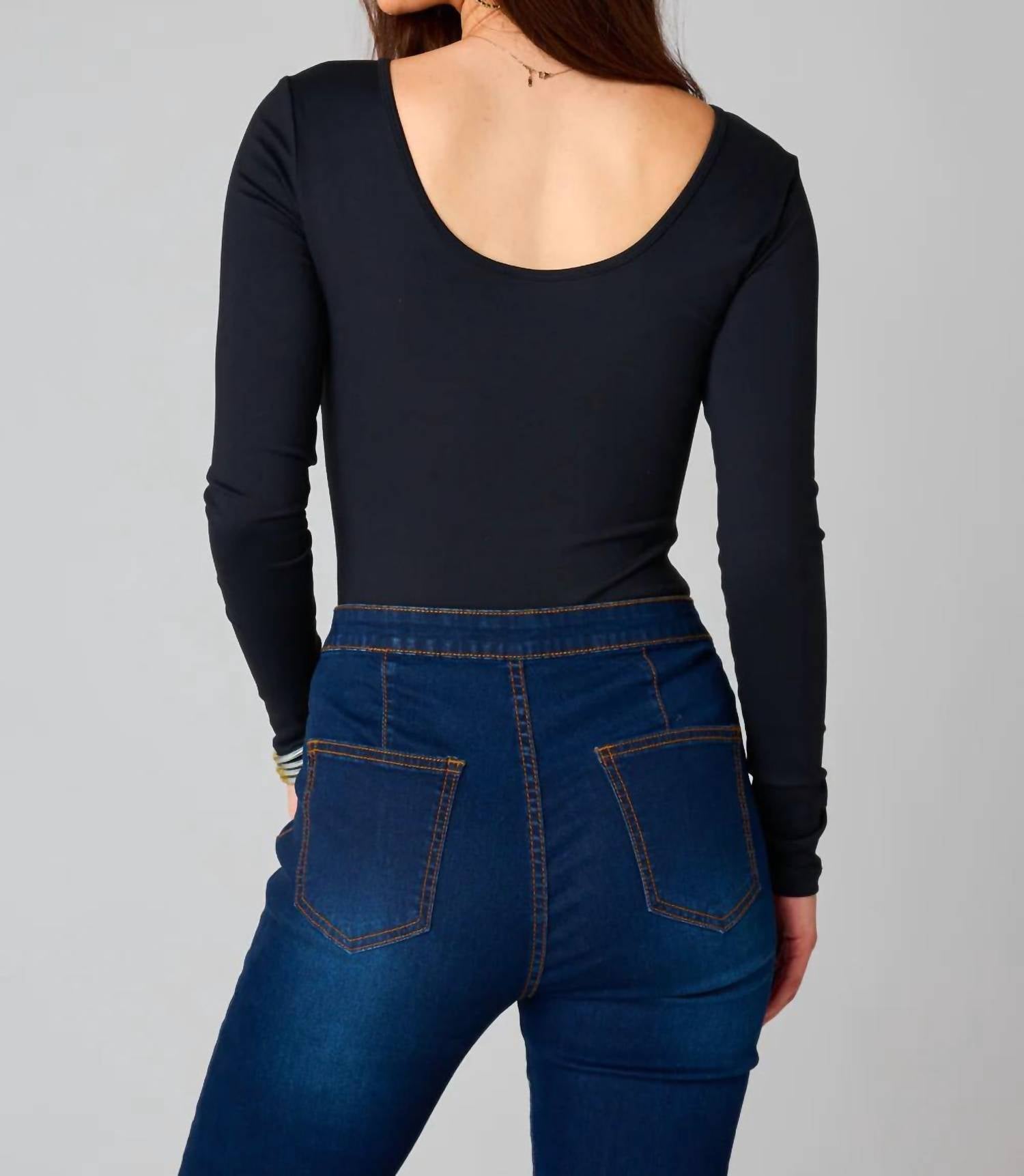 https://cdn.shopify.com/s/files/1/0291/4536/6588/files/1b3690e3cadc4c7fa00cbfdef53ea74a.jpg?v=1739404224