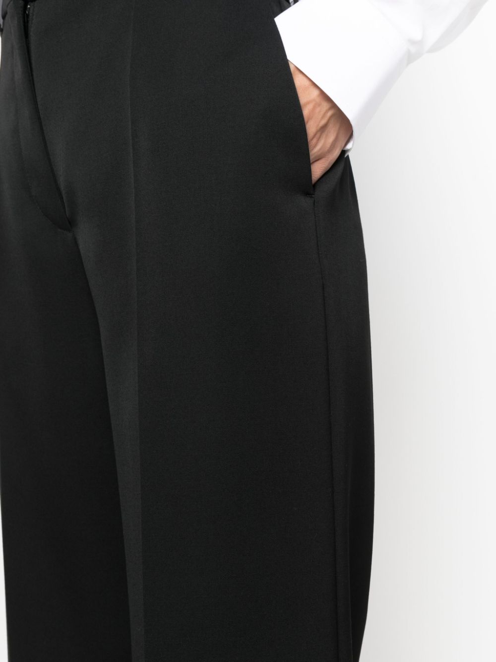 https://cdn.shopify.com/s/files/1/0291/4536/6588/files/2346fe0e119b4a4a920f556df06221c6.jpg?v=1732769496