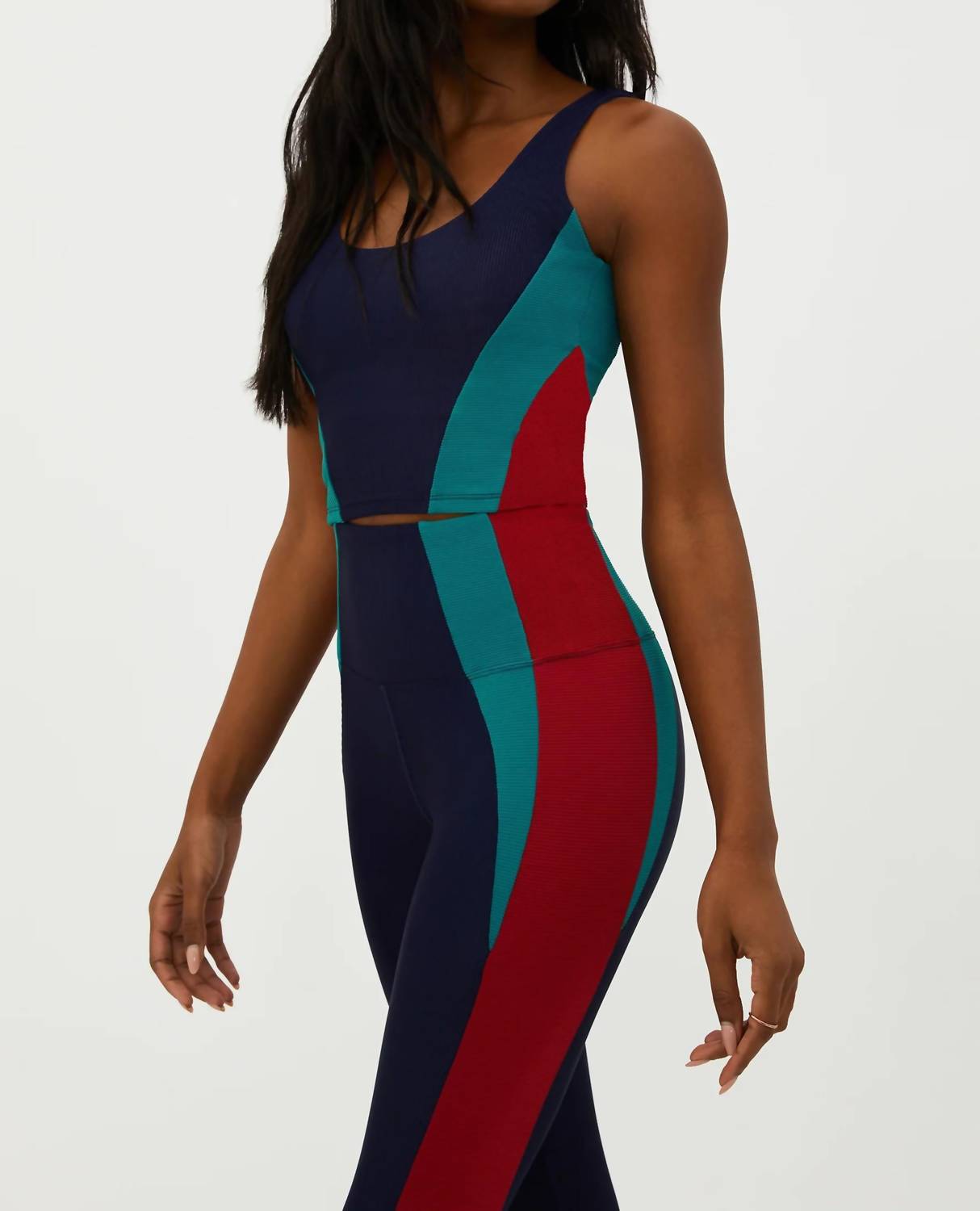 https://cdn.shopify.com/s/files/1/0291/4536/6588/files/2a4d2a9399f049edb033d9a67d1191dc.jpg?v=1740786872