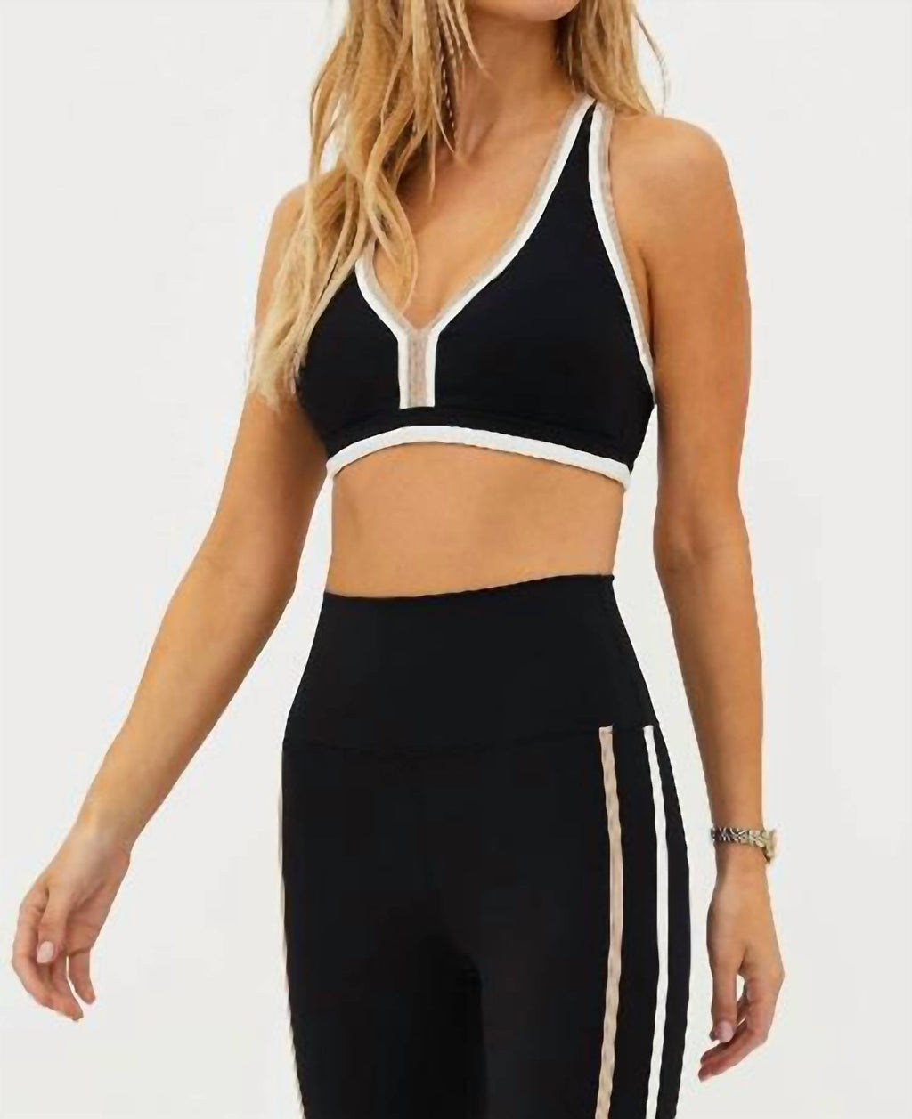https://cdn.shopify.com/s/files/1/0291/4536/6588/files/2fc9c5de627d488ea4ac4efcbd63cd6b.jpg?v=1729815999