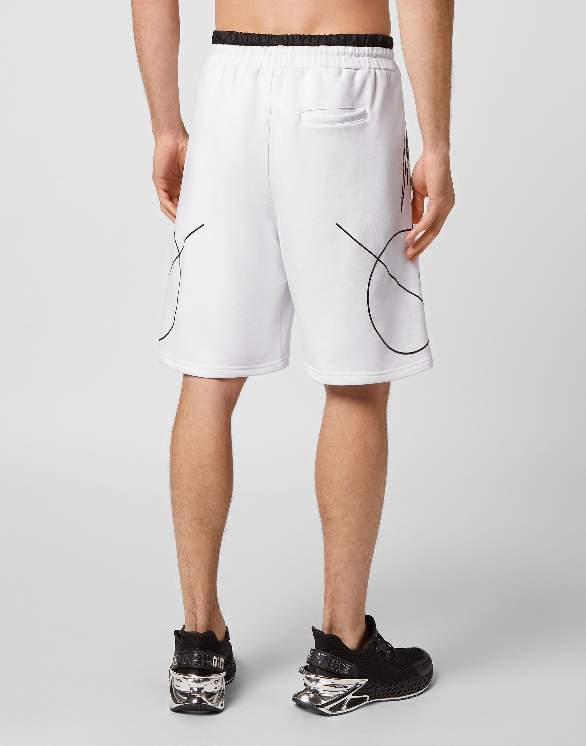 https://cdn.shopify.com/s/files/1/0291/4536/6588/files/3668bf8c8f164b7b960d8d877055c478_3af21eb1-1041-407d-a51a-b90cdba50c6a.jpg?v=1726879133