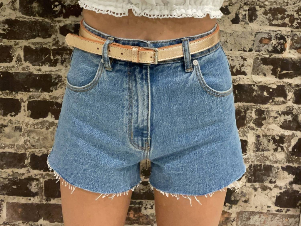 https://cdn.shopify.com/s/files/1/0291/4536/6588/products/3bd564021c4a465baf2bb0e4f515f0ce_cbf3f8da-8913-44f8-9c67-a5aa4c7783bd.jpg?v=1687941826
