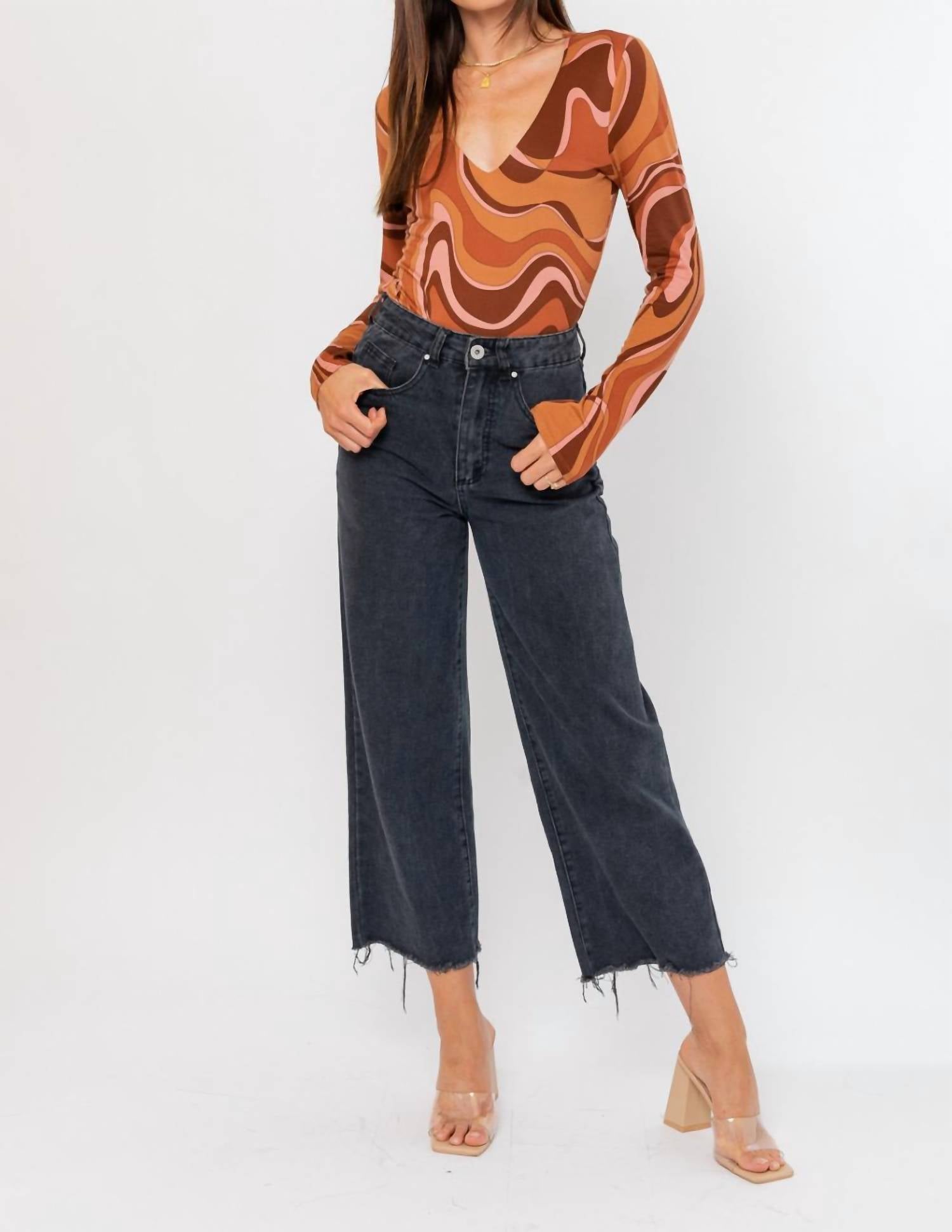 https://cdn.shopify.com/s/files/1/0291/4536/6588/files/3fad8c05419f48d6bd1006047279e221.jpg?v=1748905826