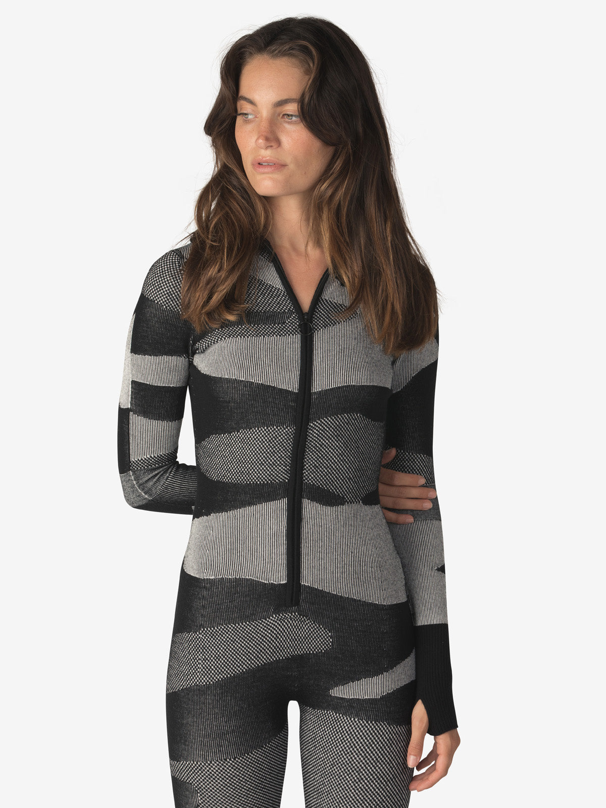https://cdn.shopify.com/s/files/1/0291/4536/6588/files/3ffb6456ef2e404f96a49585cdcfc52b.jpg?v=1713537408