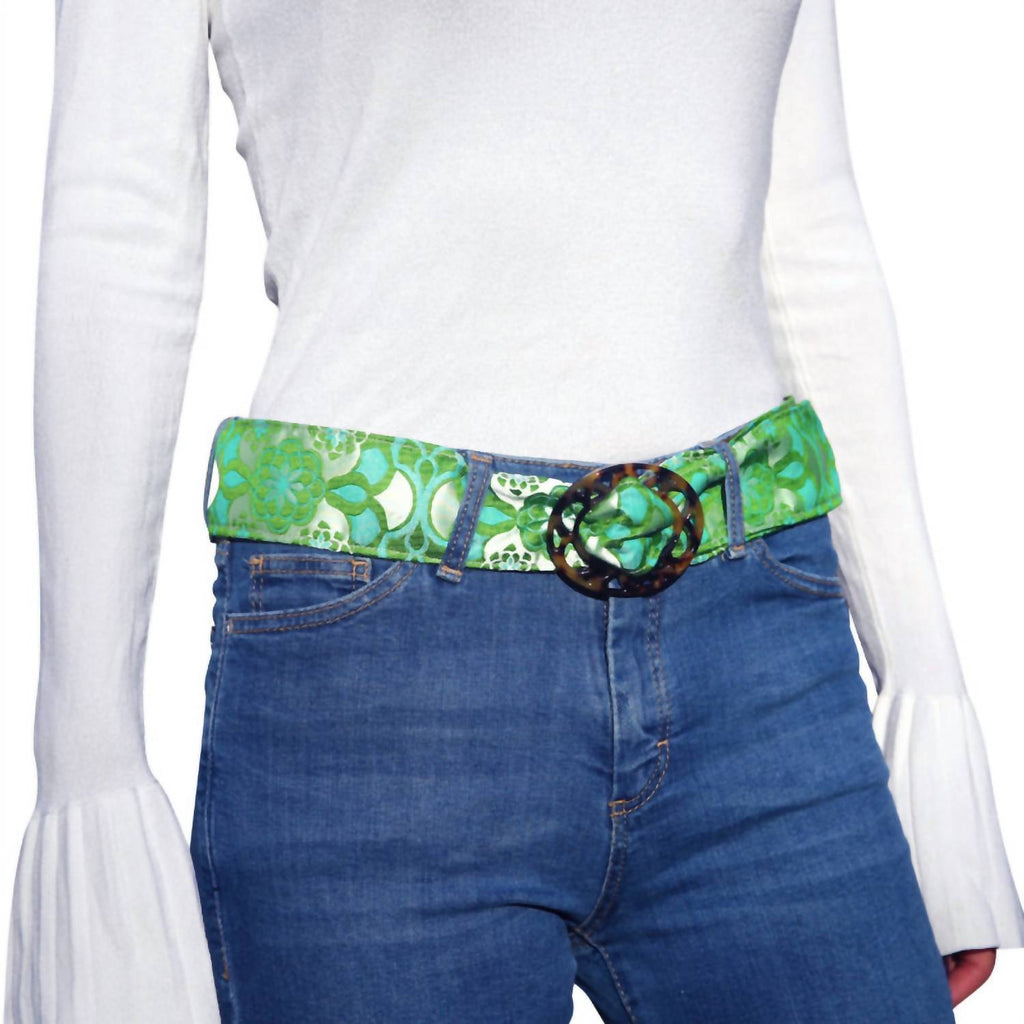 https://cdn.shopify.com/s/files/1/0291/4536/6588/files/51cae5ffcf9245ee89c83ca9942dd207.jpg?v=1740526670