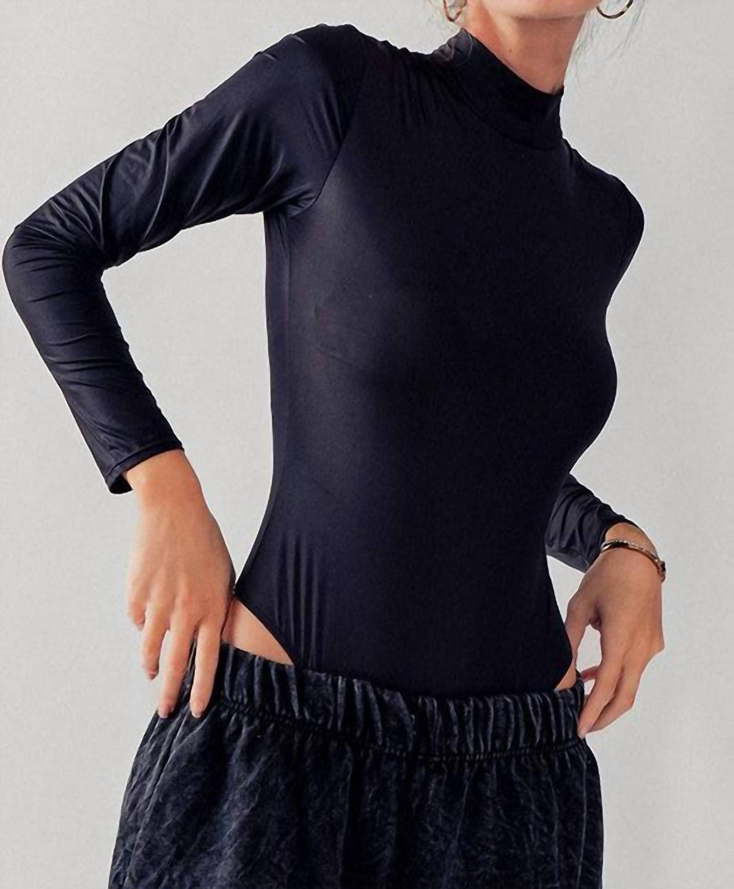 https://cdn.shopify.com/s/files/1/0291/4536/6588/files/68a734eff4cc45799af66eb32a5ec9e4.jpg?v=1740523966
