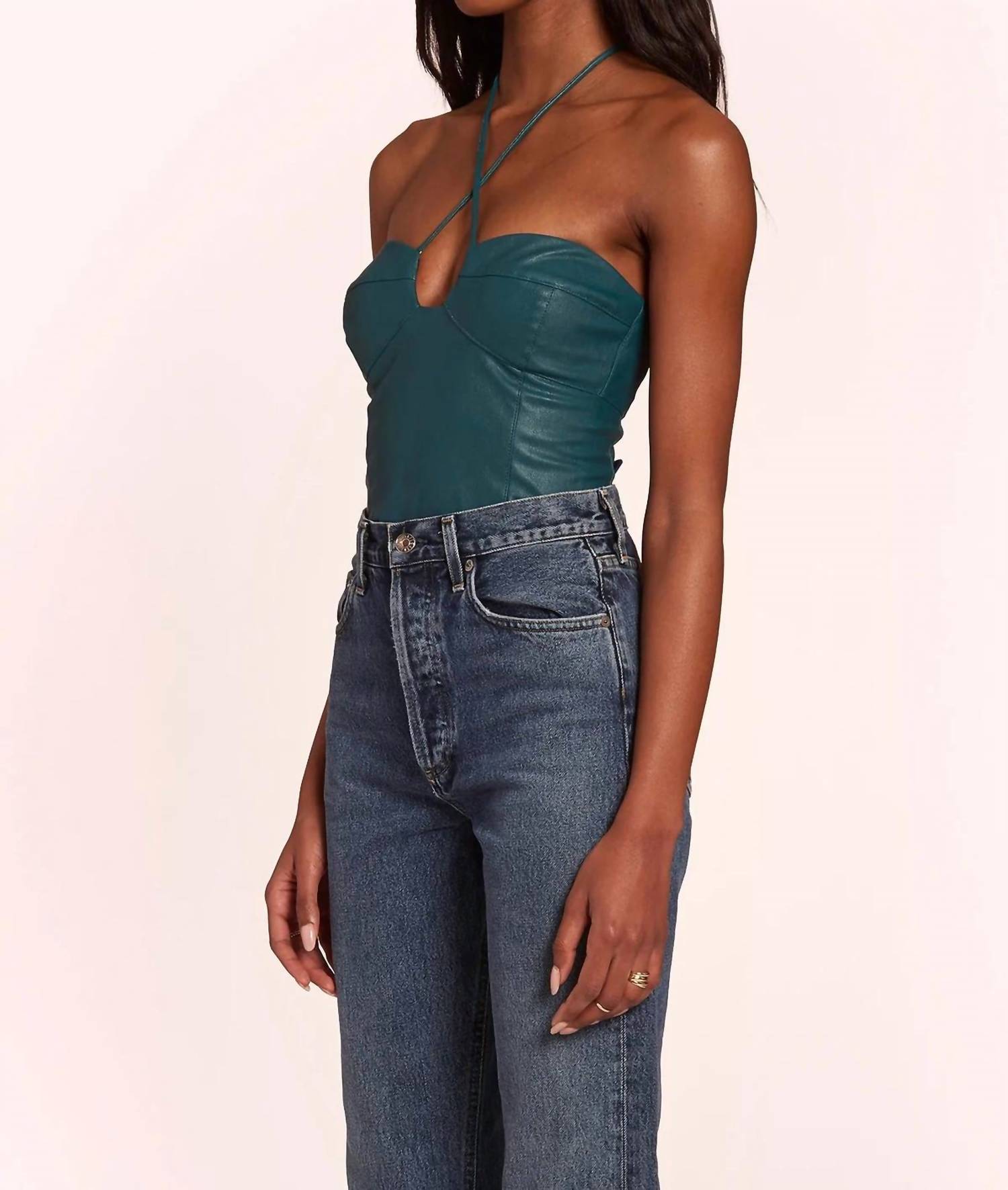 https://cdn.shopify.com/s/files/1/0291/4536/6588/files/6d968084cfac4a63abd379ab2f6bc234_4dde3ba8-f4a2-40b0-95e1-84865e97fe32.jpg?v=1711843946