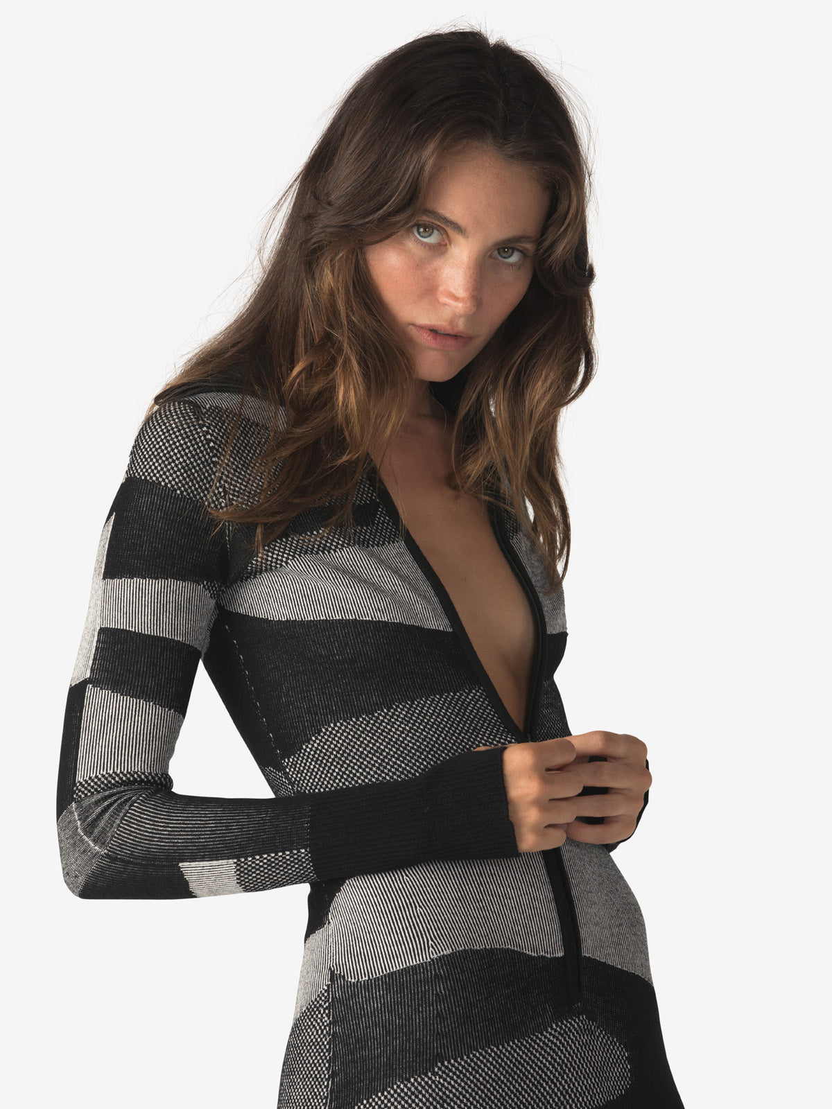 https://cdn.shopify.com/s/files/1/0291/4536/6588/files/6d999b9d236649ed88788fab44e68b3c.jpg?v=1713537408