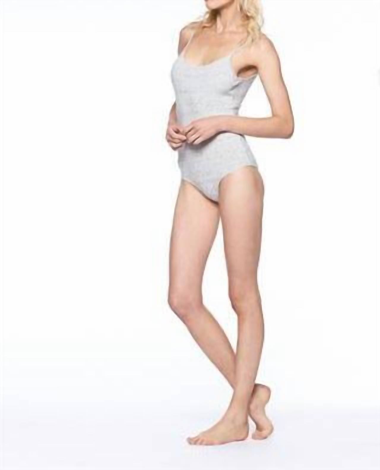 https://cdn.shopify.com/s/files/1/0291/4536/6588/files/740cae417f8d465cbd2bcf960b55b515.jpg?v=1711874887