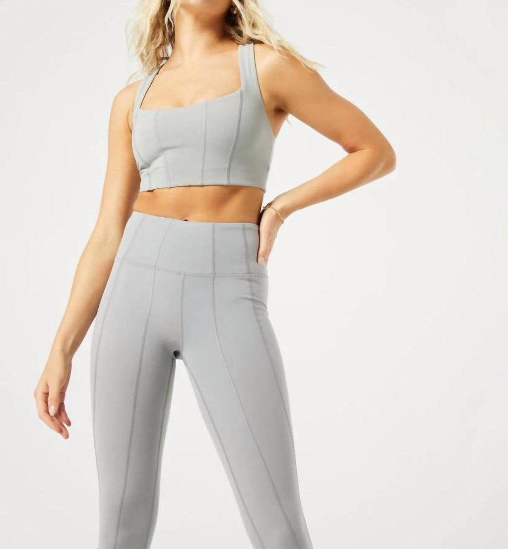 https://cdn.shopify.com/s/files/1/0291/4536/6588/files/7b17d5925ad64e1ab3c8a97ed67ca990.jpg?v=1749171673