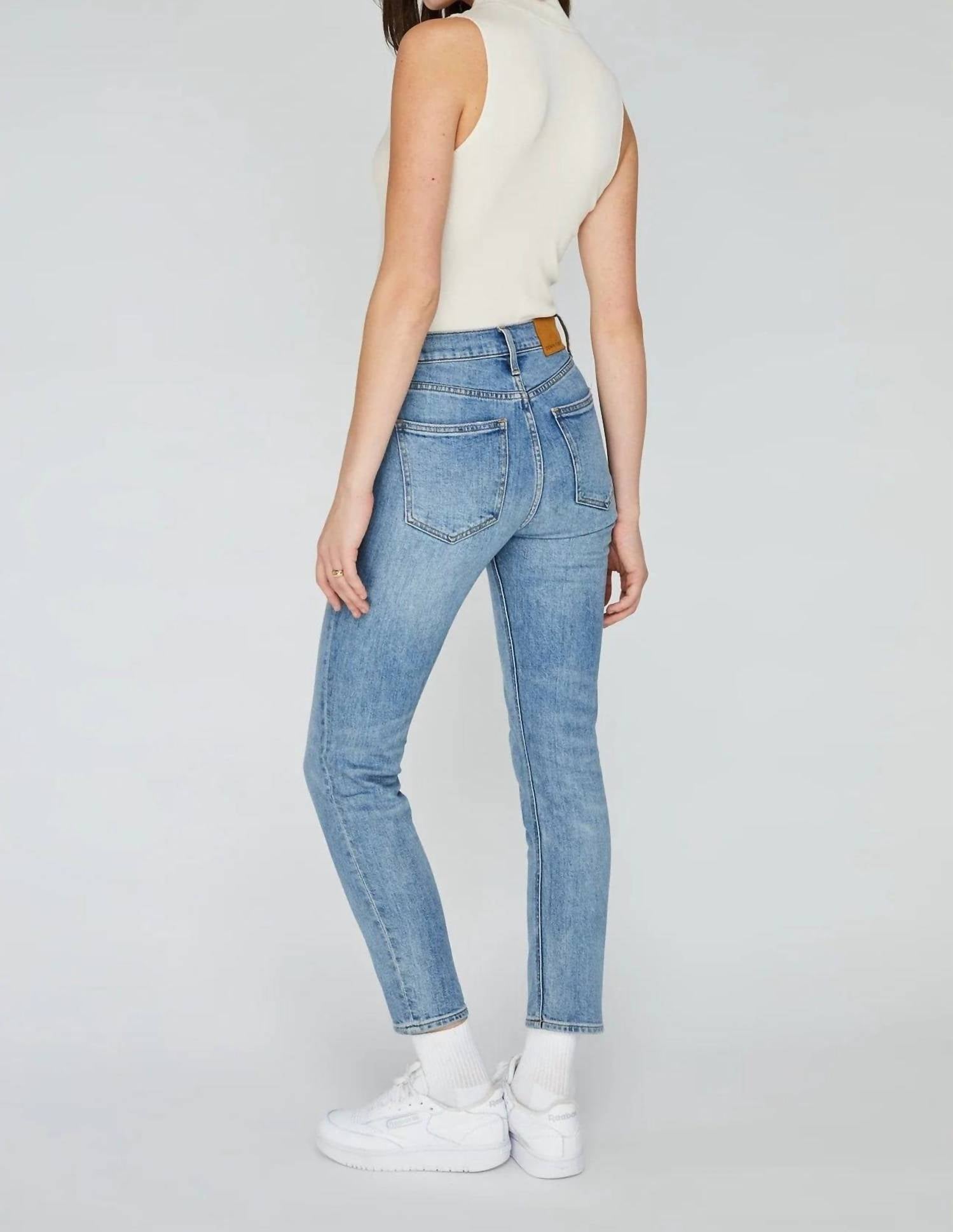 https://cdn.shopify.com/s/files/1/0291/4536/6588/files/899273a2054f4f7d9a41e0bbea558bf0_1bfc4724-a10e-4cfa-8297-226f4297dbb2.jpg?v=1713608590