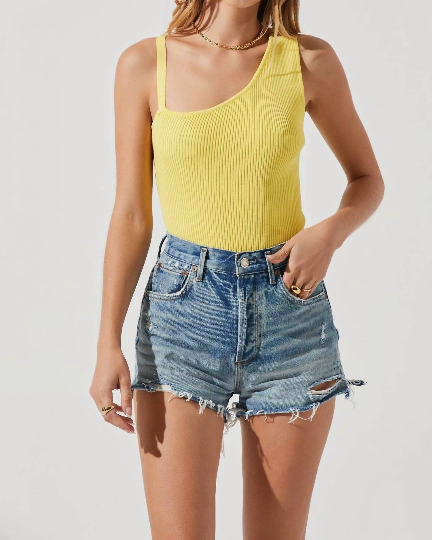 https://cdn.shopify.com/s/files/1/0291/4536/6588/files/9a2f9ac331084f8e8d997d76f13dbe41.jpg?v=1711965643