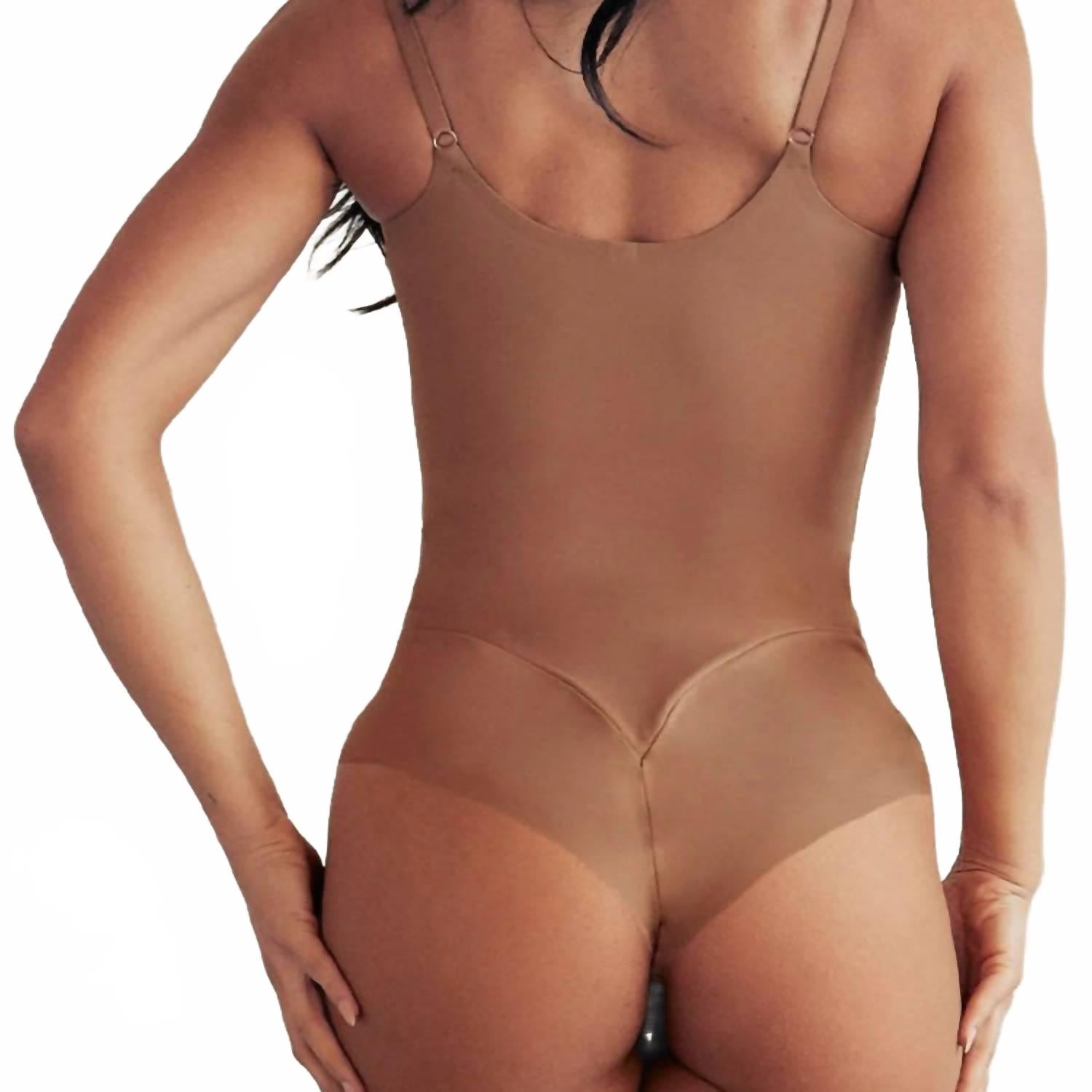 https://cdn.shopify.com/s/files/1/0291/4536/6588/files/d7e5e8dc905f4570b935f8ec60edba27.jpg?v=1750283487