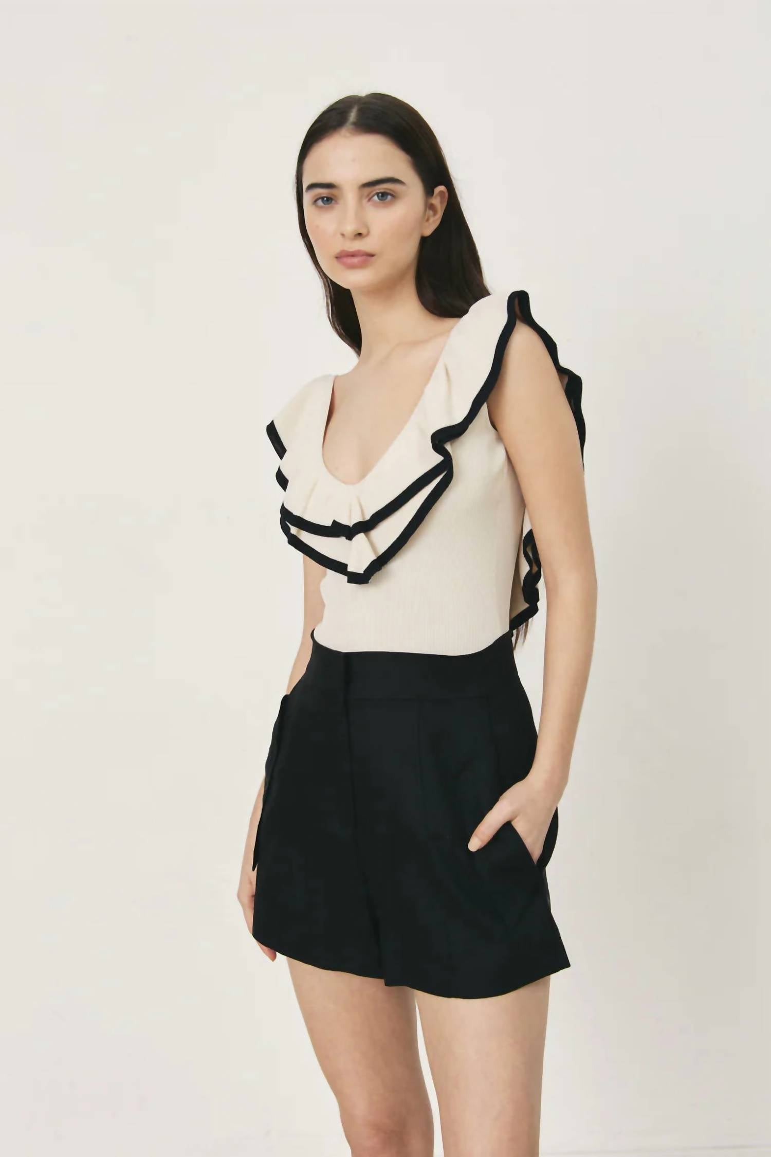 https://cdn.shopify.com/s/files/1/0291/4536/6588/files/e7f5a525fbfd419a9fc7936272d6de40.jpg?v=1742867388