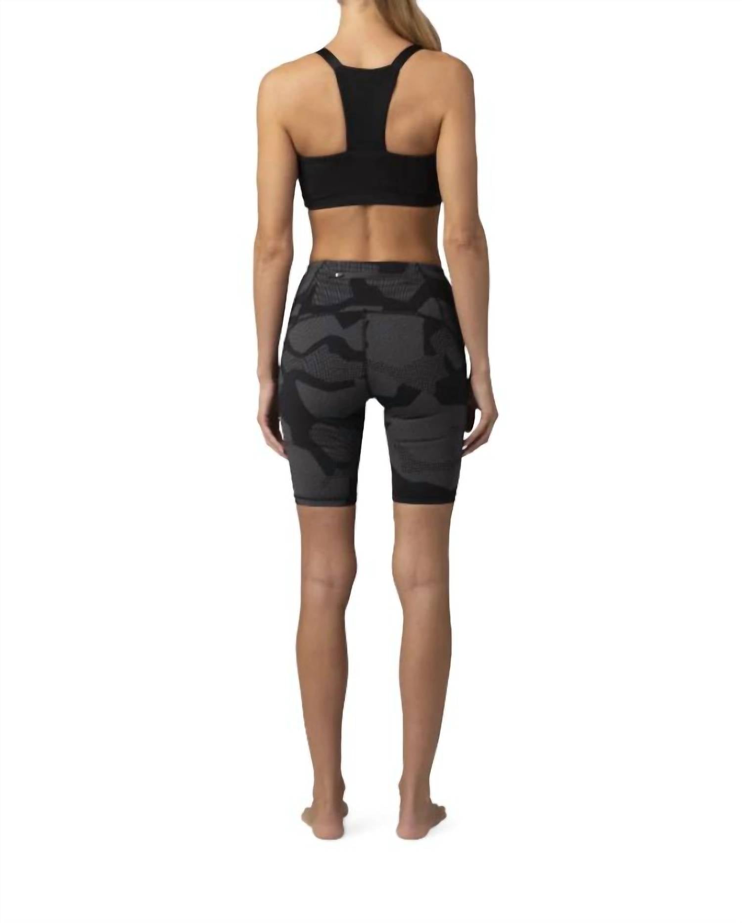 https://cdn.shopify.com/s/files/1/0291/4536/6588/files/f7ff9a9d75c441b1913f36d306f56c23.jpg?v=1740616309