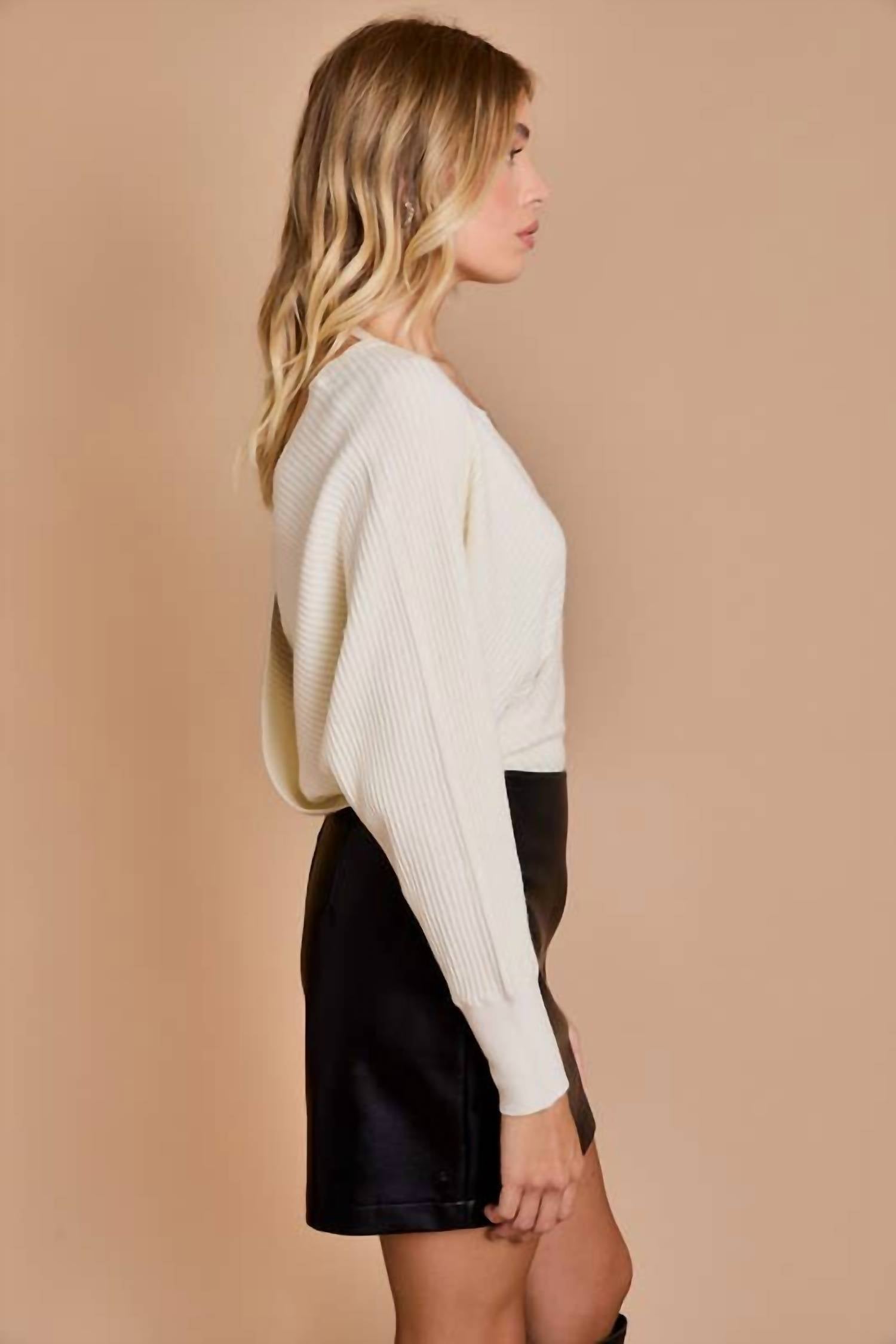 https://cdn.shopify.com/s/files/1/0291/4536/6588/files/fd8f690b837a4152898bb38c85d627eb.jpg?v=1739925964